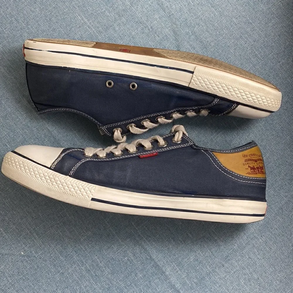 Levi's Stan Buck Sneaker White Canvas Tennis Shoes Choose Size 10